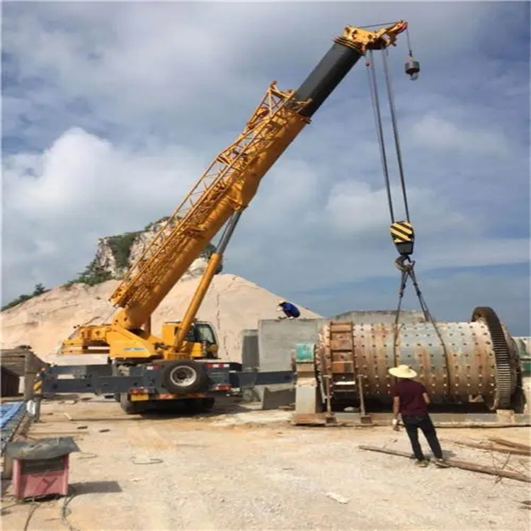 盐源吊车的运输费用是否包含在租赁费用中